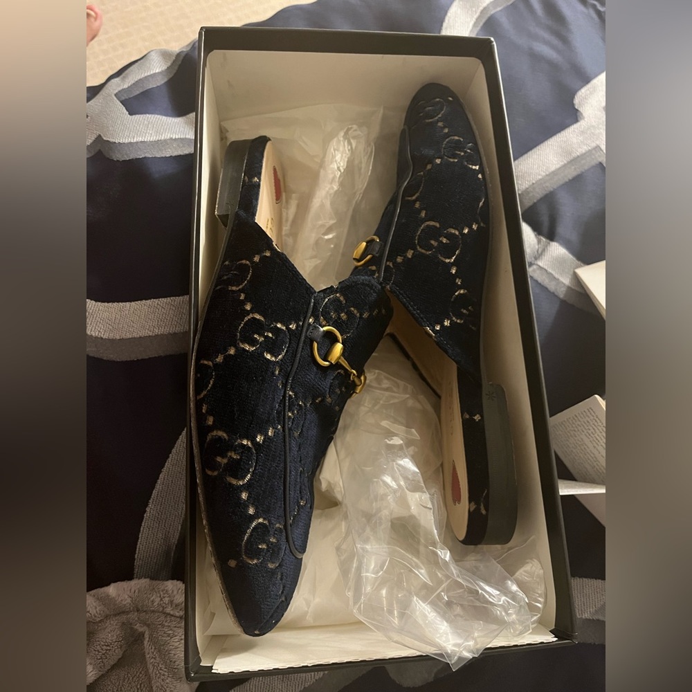 Gucci Princetown Velvet mules..